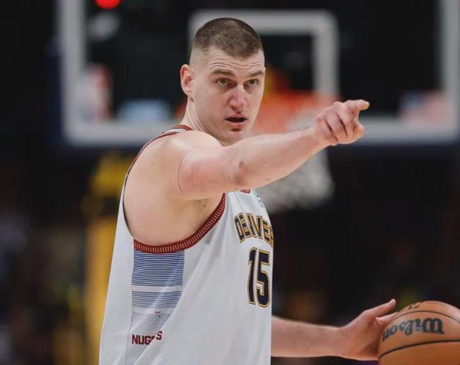 红黑配色推 红黑配色推